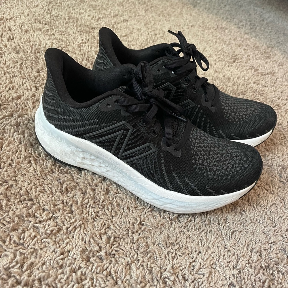 Black New Balance Shoes